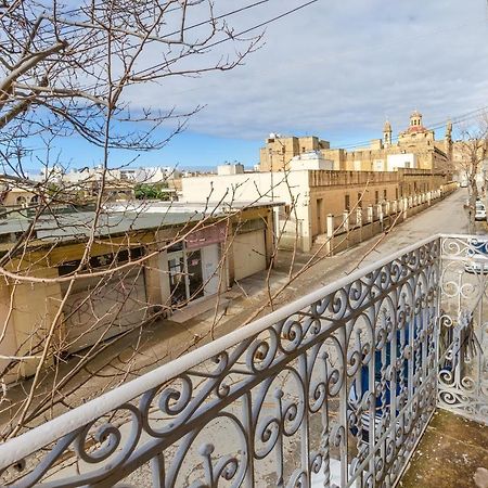 Mizzi 87 Bed & Breakfast Victoria Dış mekan fotoğraf